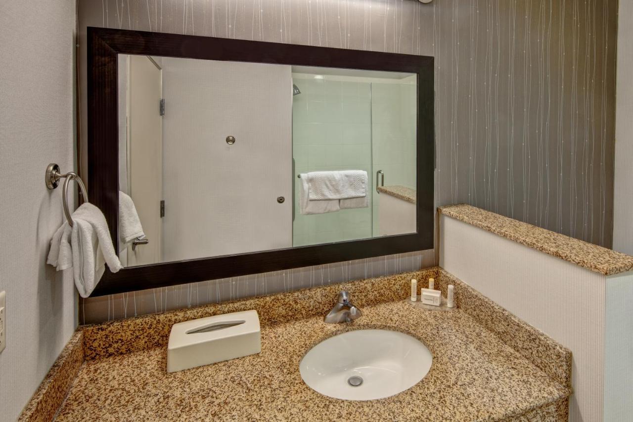 Courtyard By Marriott Troy Hotell Eksteriør bilde
