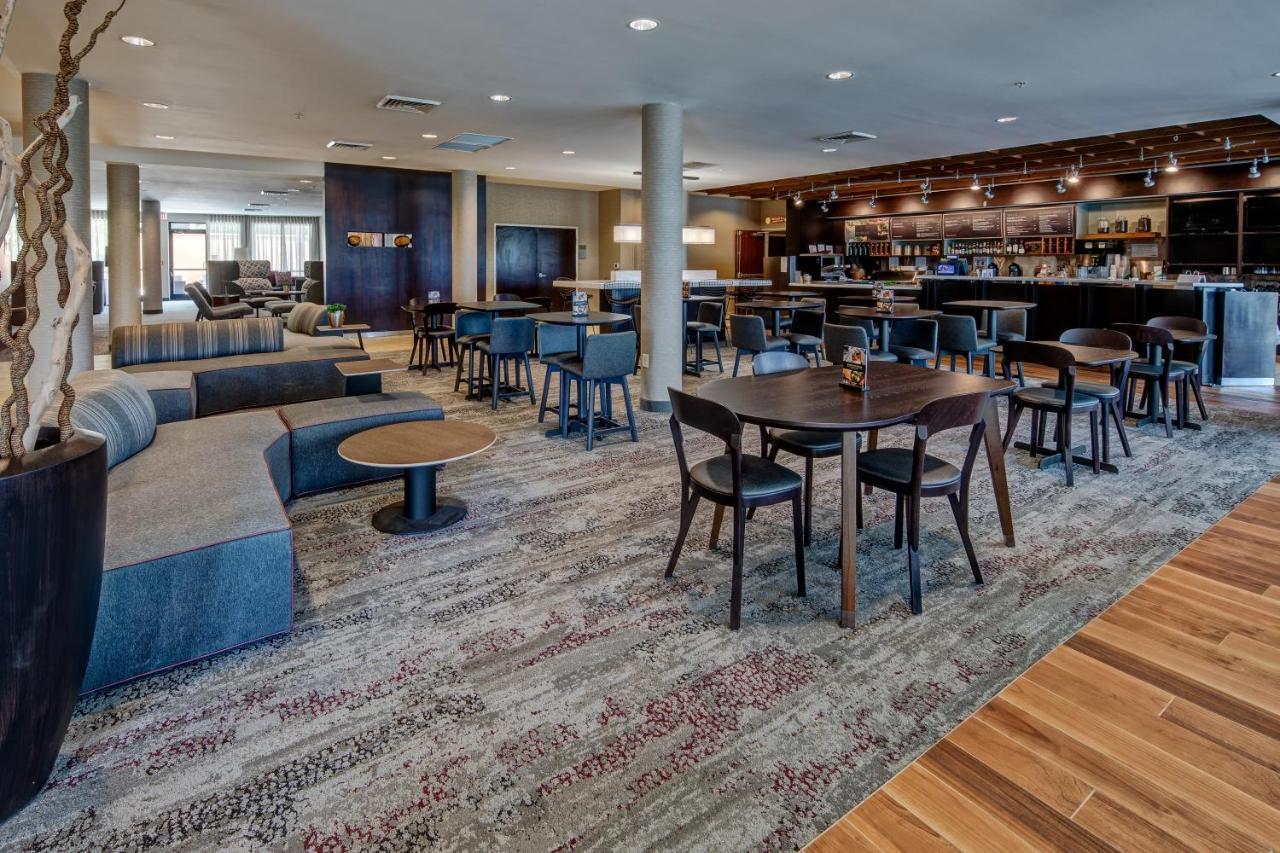 Courtyard By Marriott Troy Hotell Eksteriør bilde