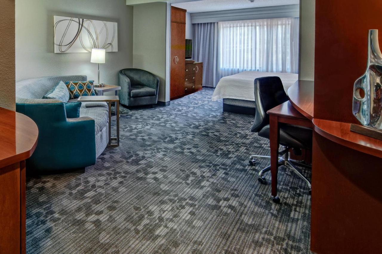 Courtyard By Marriott Troy Hotell Eksteriør bilde