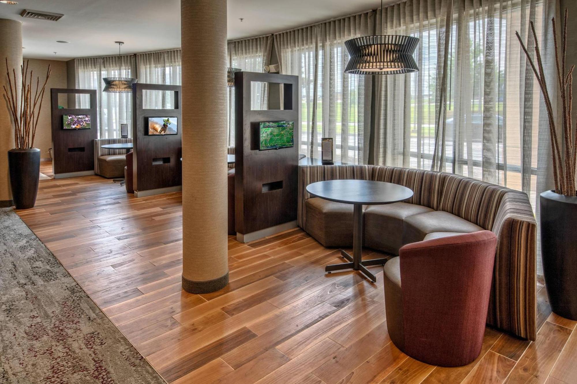 Courtyard By Marriott Troy Hotell Eksteriør bilde