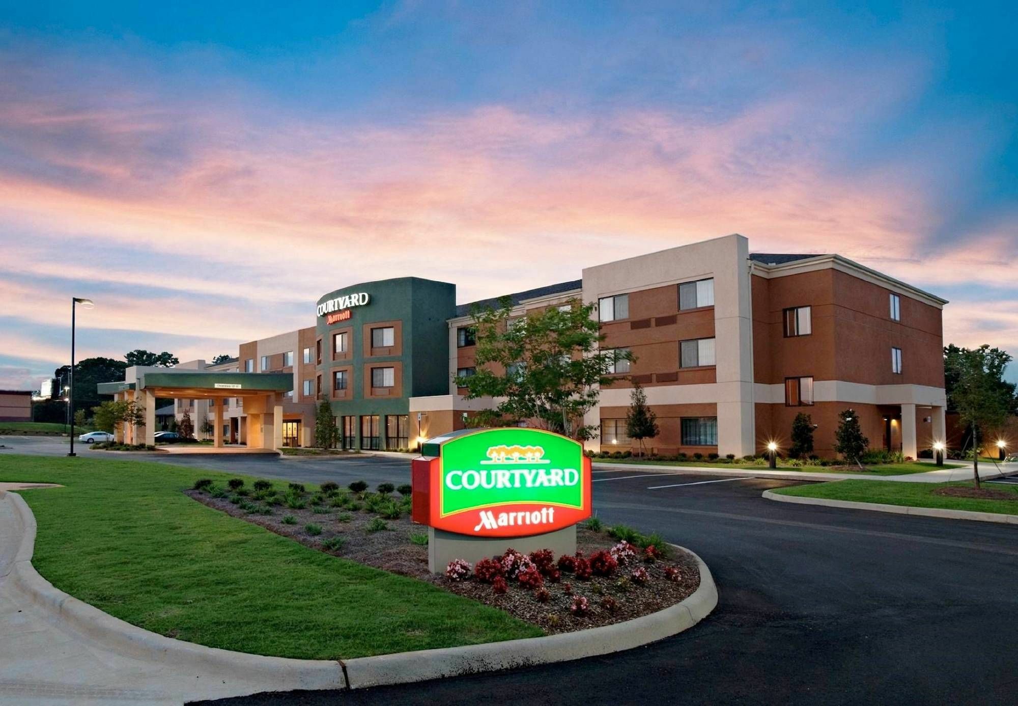 Courtyard By Marriott Troy Hotell Eksteriør bilde